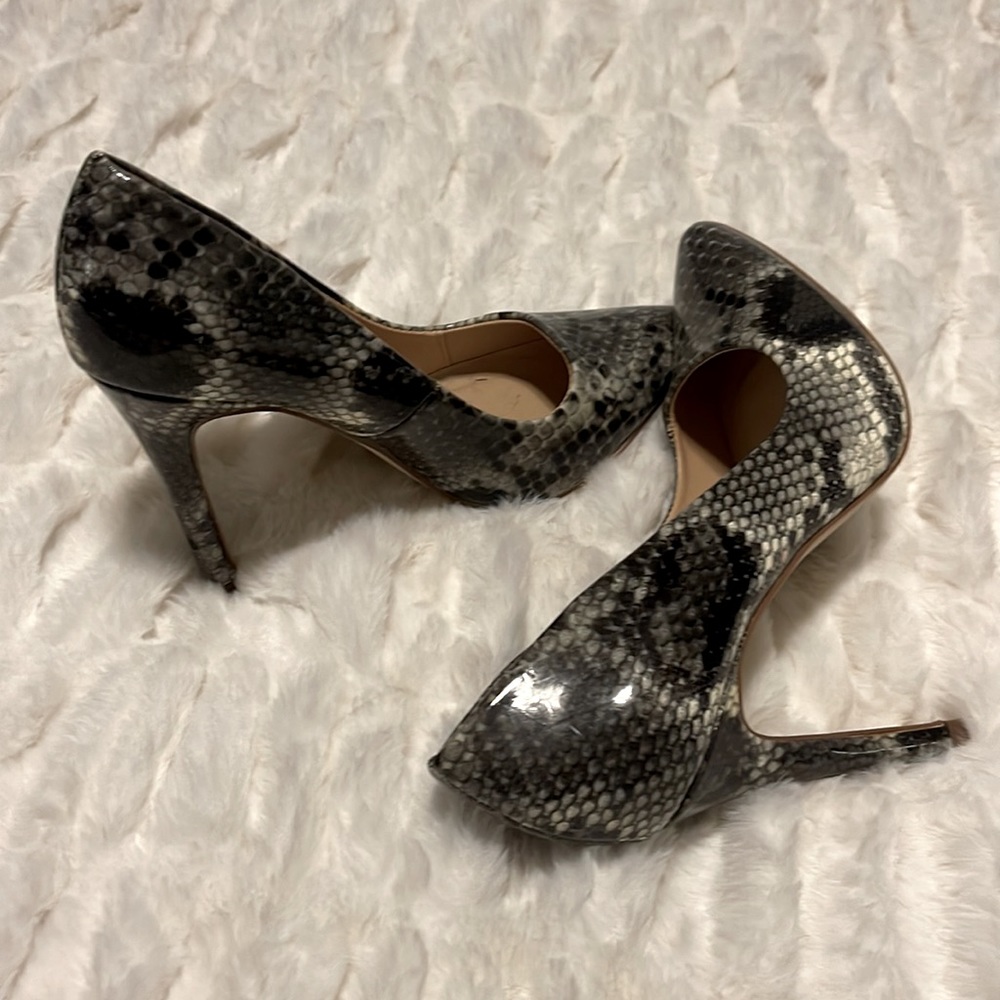 Women's IN4 Classic Pointed Toe High Heels Pumps Wedding Dress Office Shoes